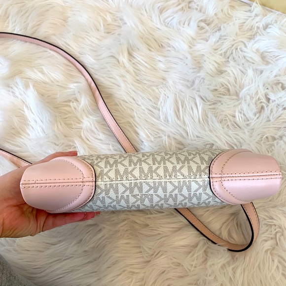 NWT Michael Kors Pink Monogram Crossbody - Picture 7 of 10